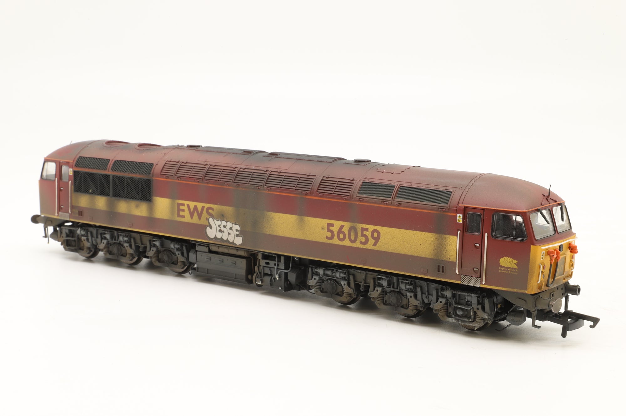 Hornby OO R2648X Class 56 56059 in EWS Livery – Weathered