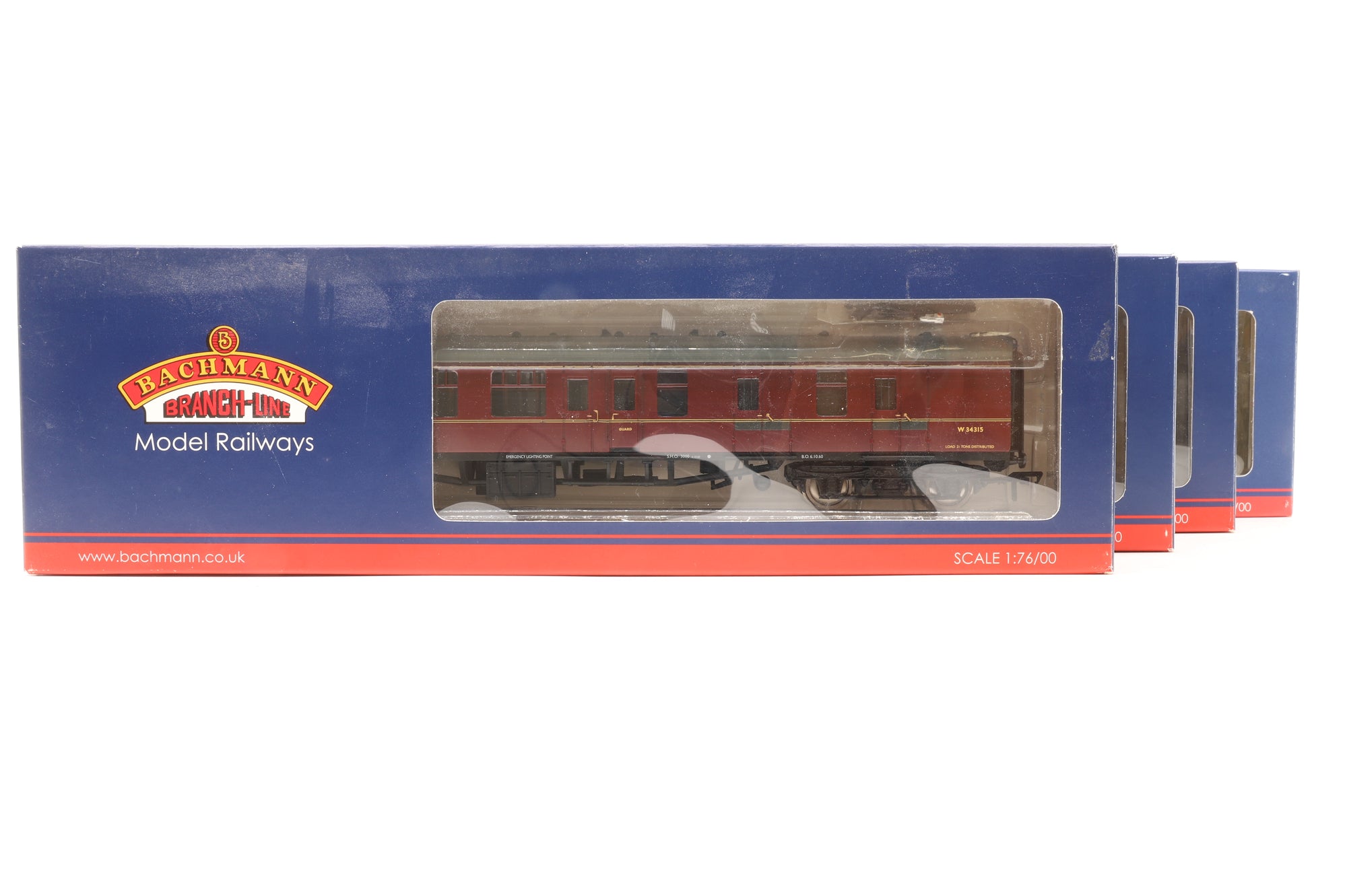 Bachmann OO Rake of 4x Mk1s in BR Maroon