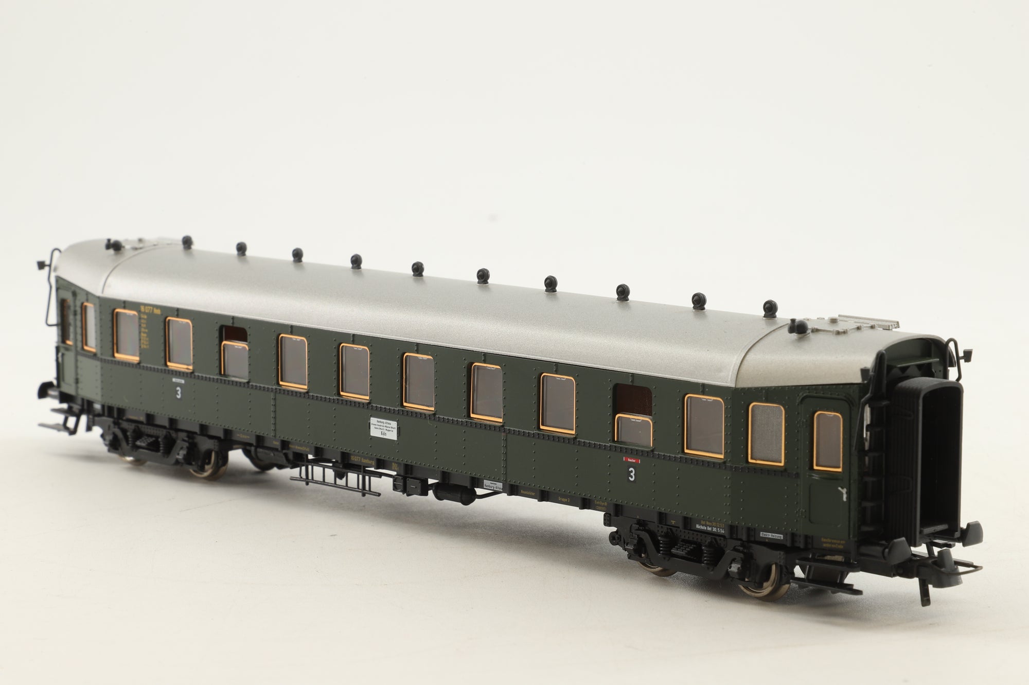 Roco HO 45362 DB Green Third Class Coach