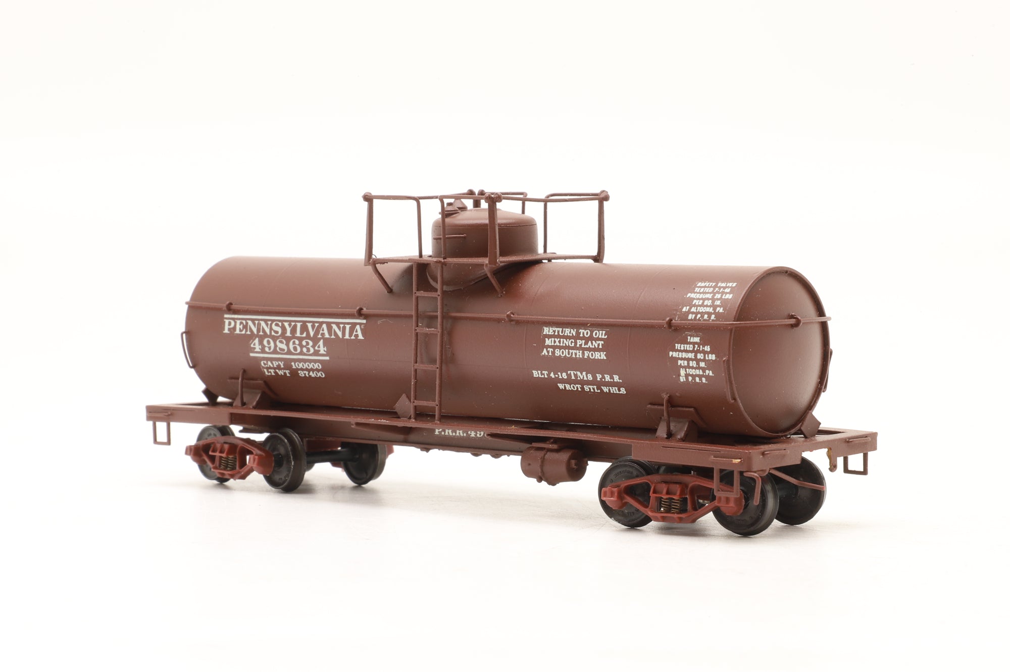 Iron Horse HO Brass 15658 8,000 Gallon Tank Car in PRR BCR
