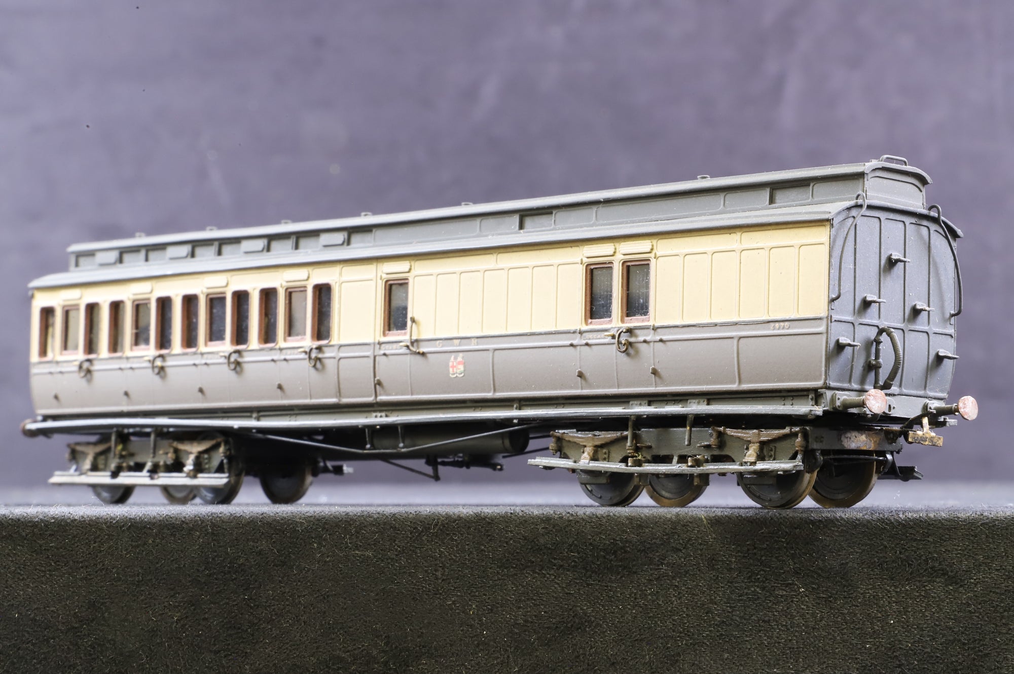 Kit Built OO Rake Of 3 GWR Clerestory Coaches Chocolate & Cream Weathered