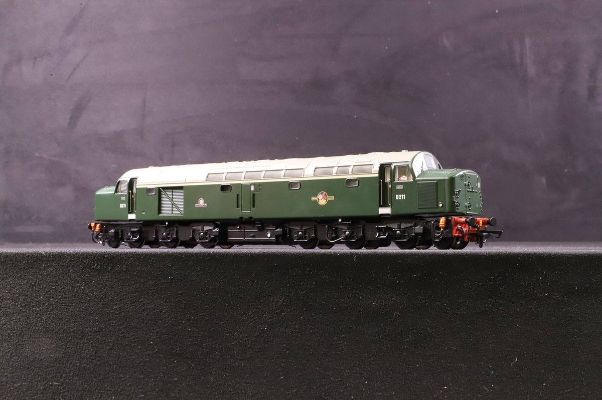 Bachmann OO 32-480DS Class 40 Diesel &#39;D211&#39; &#39;Mauritania&#39; BR Green DCC Sound