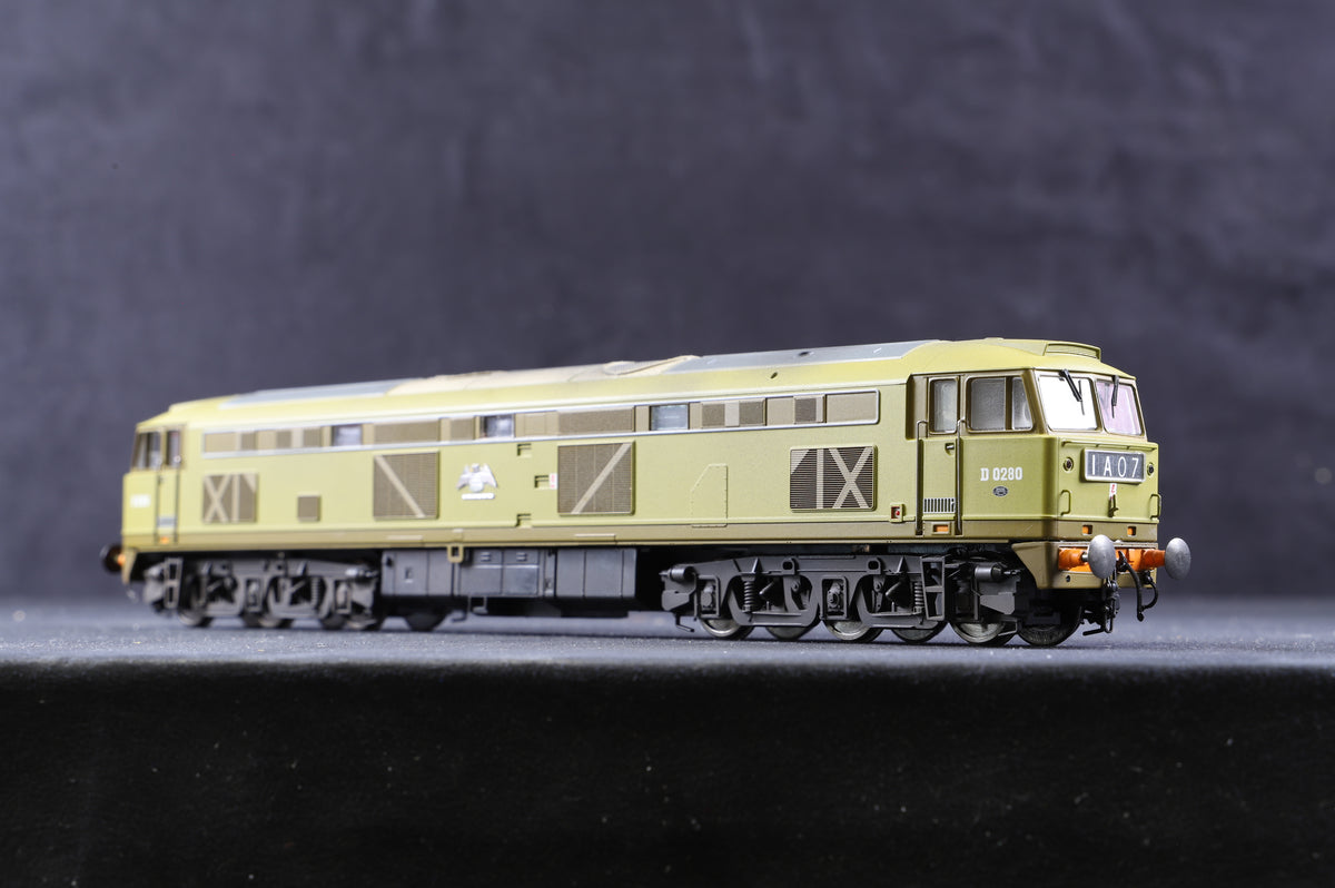 Heljan OO 53031 &#39;D0280&#39; &#39;Falcon&#39; Lime Green, DCC Sound &amp; Weathered