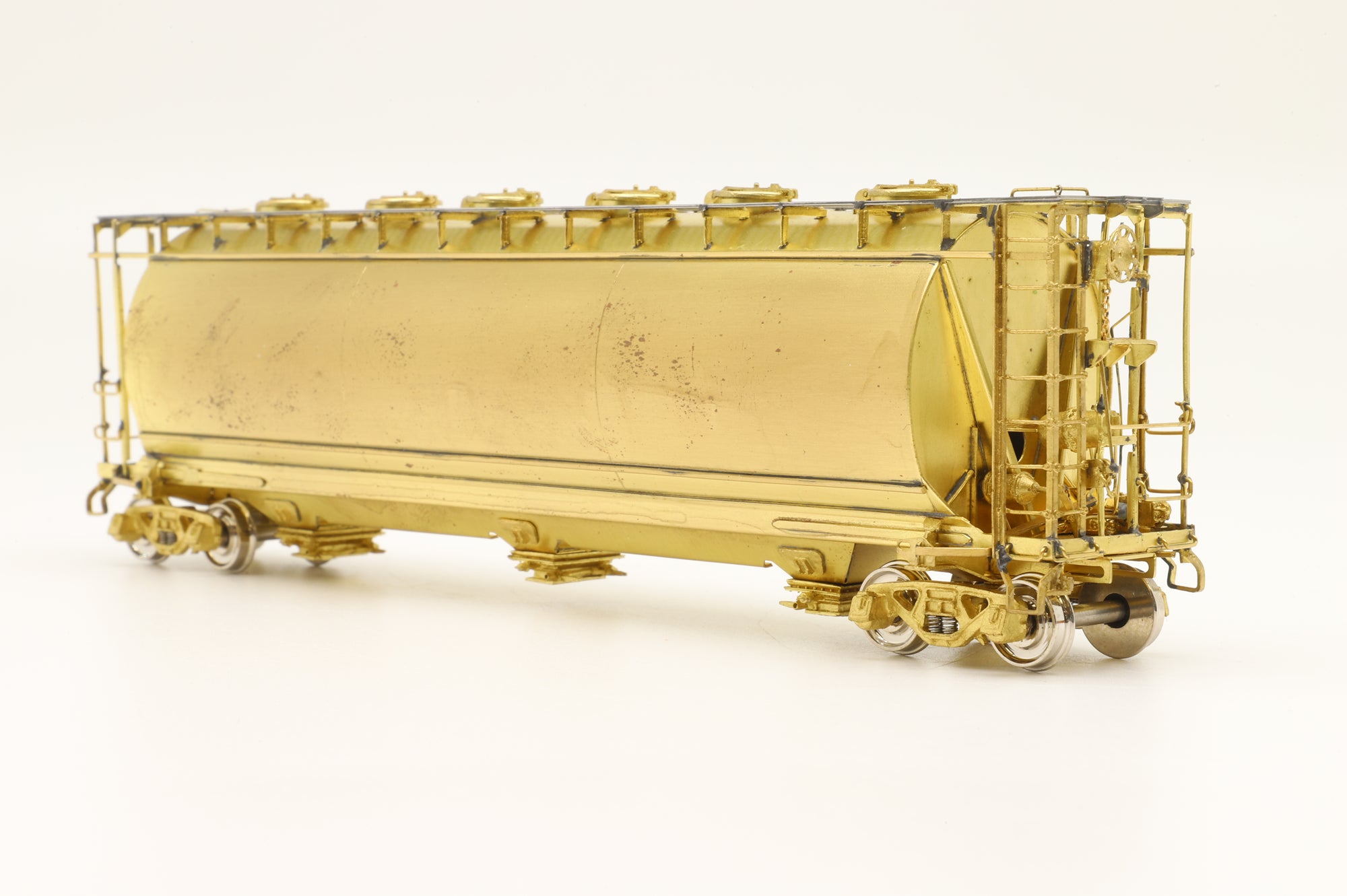 Overland Models/Ajin HO OMI-3039 NYC 'ACF' Cylindrical Covered Hopper #885950-885999, Unpainted Brass