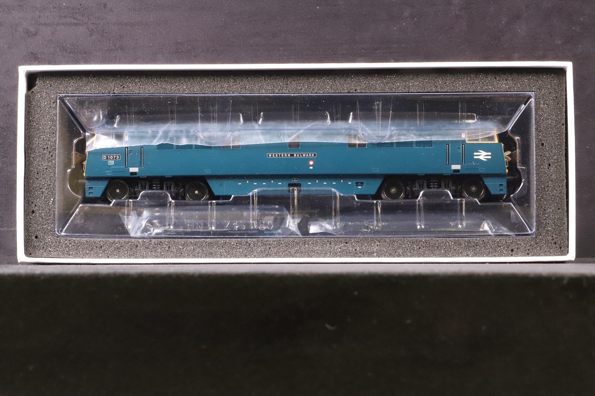 Heljan OO 5220 Class 52 Diesel 'D1073' 'Western Bulwark' BR Blue Full Yellow Ends