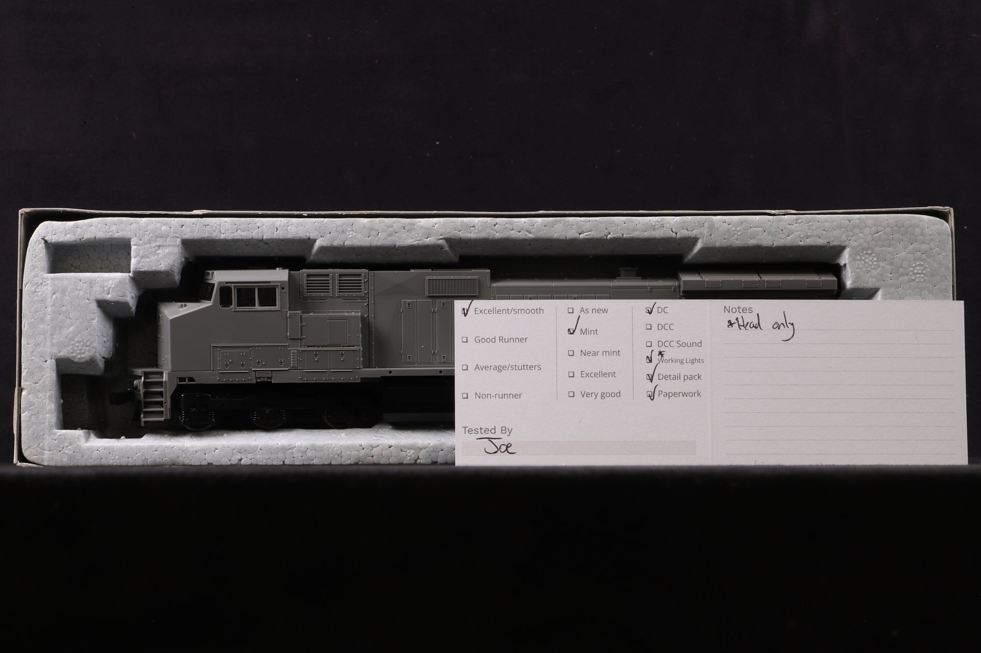 Kato HO 37-6310 GE C44-9W in Plain Grey