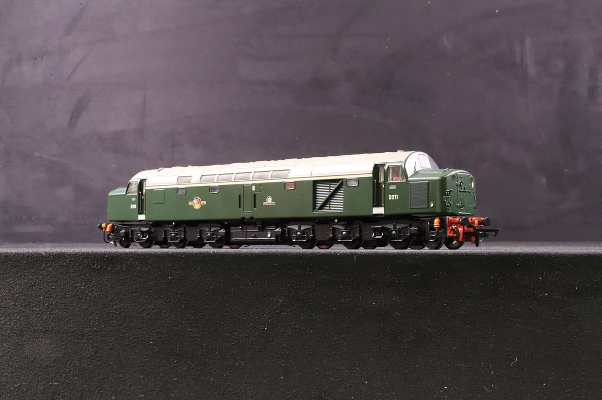 Bachmann OO 32-480DS Class 40 Diesel &#39;D211&#39; &#39;Mauritania&#39; BR Green DCC Sound
