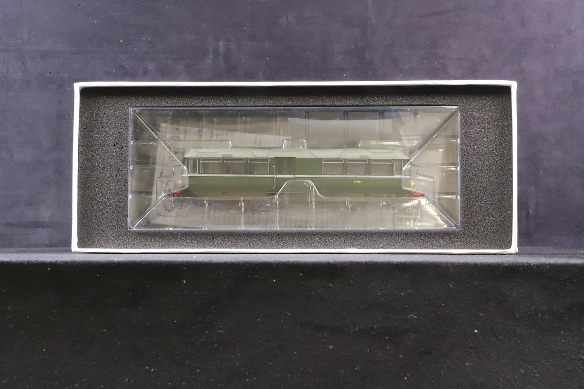 Heljan OO 8704 Railbus W&amp;M &#39;E79962&#39; BR Green Large Yellow Panel, Weathered