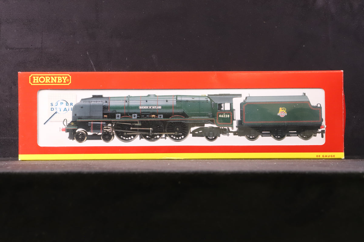 Hornby OO R2231 Dutchess Class 46228 &#39;Dutchess of Rutland&#39; in Lined BR Green w/ Early Crests