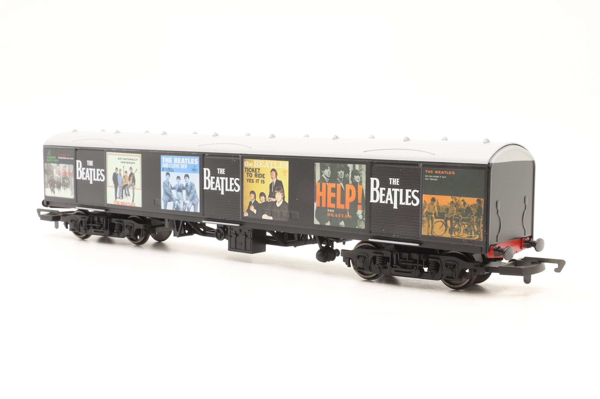Hornby OO R3954 The Beatles 'Singles From Liverpool' Train Pack DCC Fitted