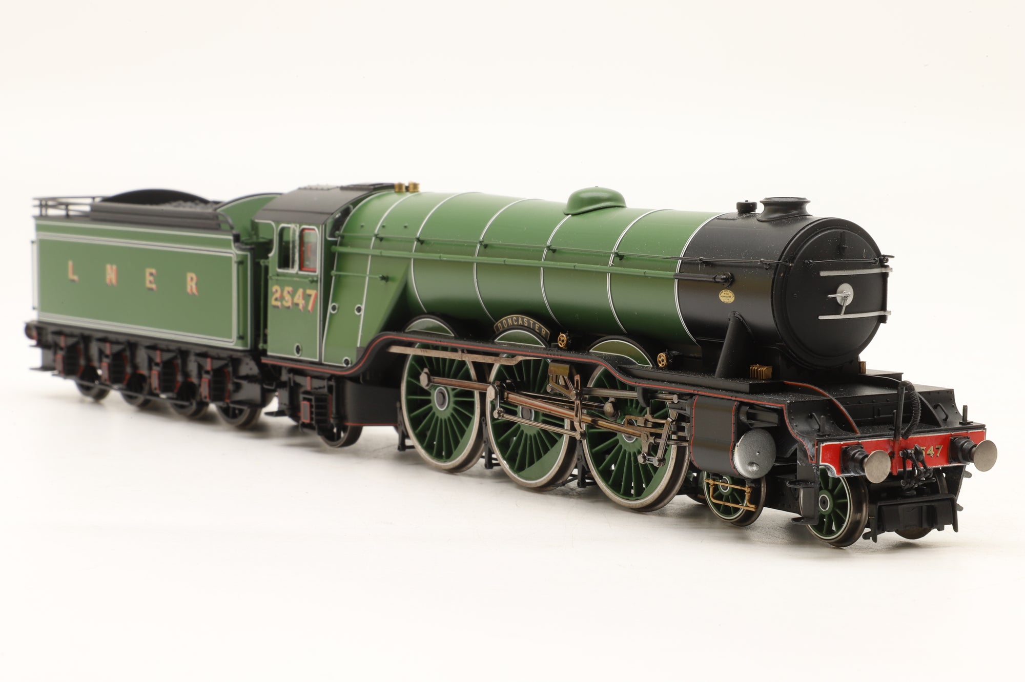 Hornby OO R3990 LNER Class A1 4-6-2 'Doncaster' No. 2547