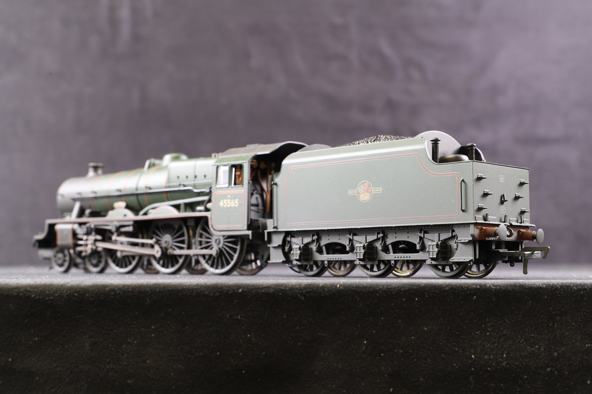 Bachmann OO Jubilee &#39;45565&#39; &#39;Victoria&#39; BR Lined Green L/C, Weathered