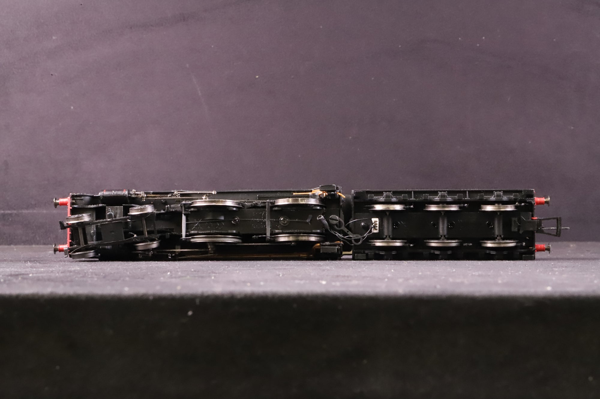 Hornby OO R2744 Schools Class '30932' 'Blundell's' BR Lined Black E/C