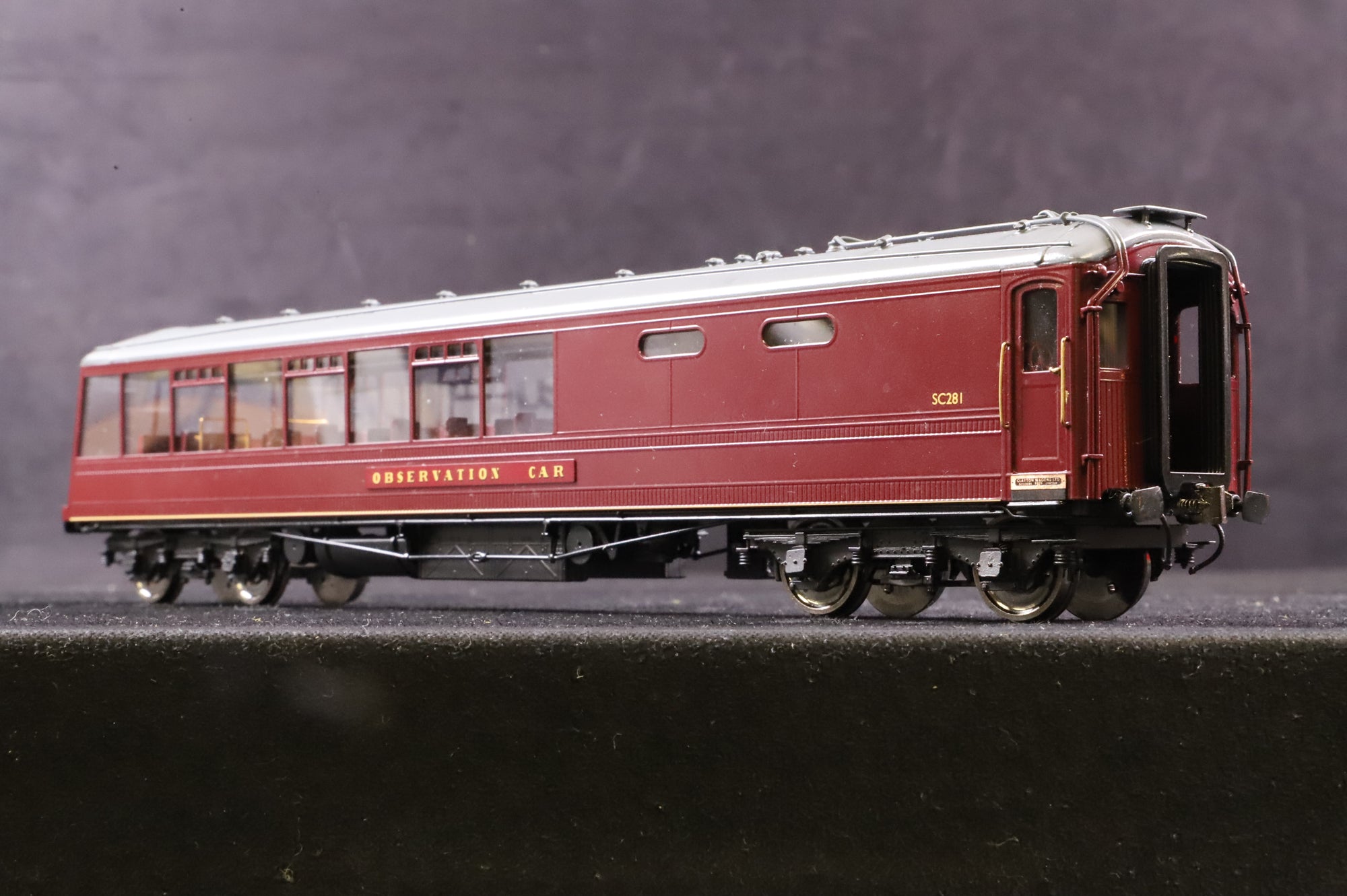 Golden Age Models OO Observation Coach Maroon