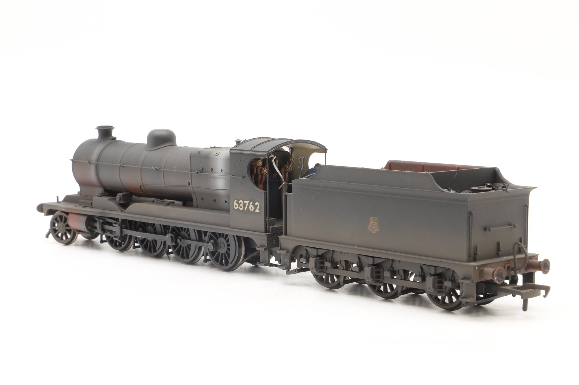 Bachmann OO 31-004A Robinson Class 04 '63762' BR Black Early Emblem Weathered DCC Sound