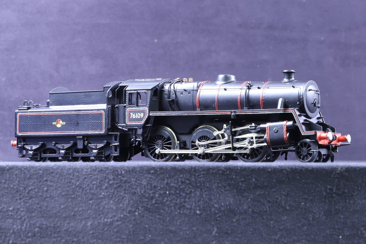 DJH OO Kit Built BR Standard Class 4 76109 in Lined BR Black w/ Late Crests