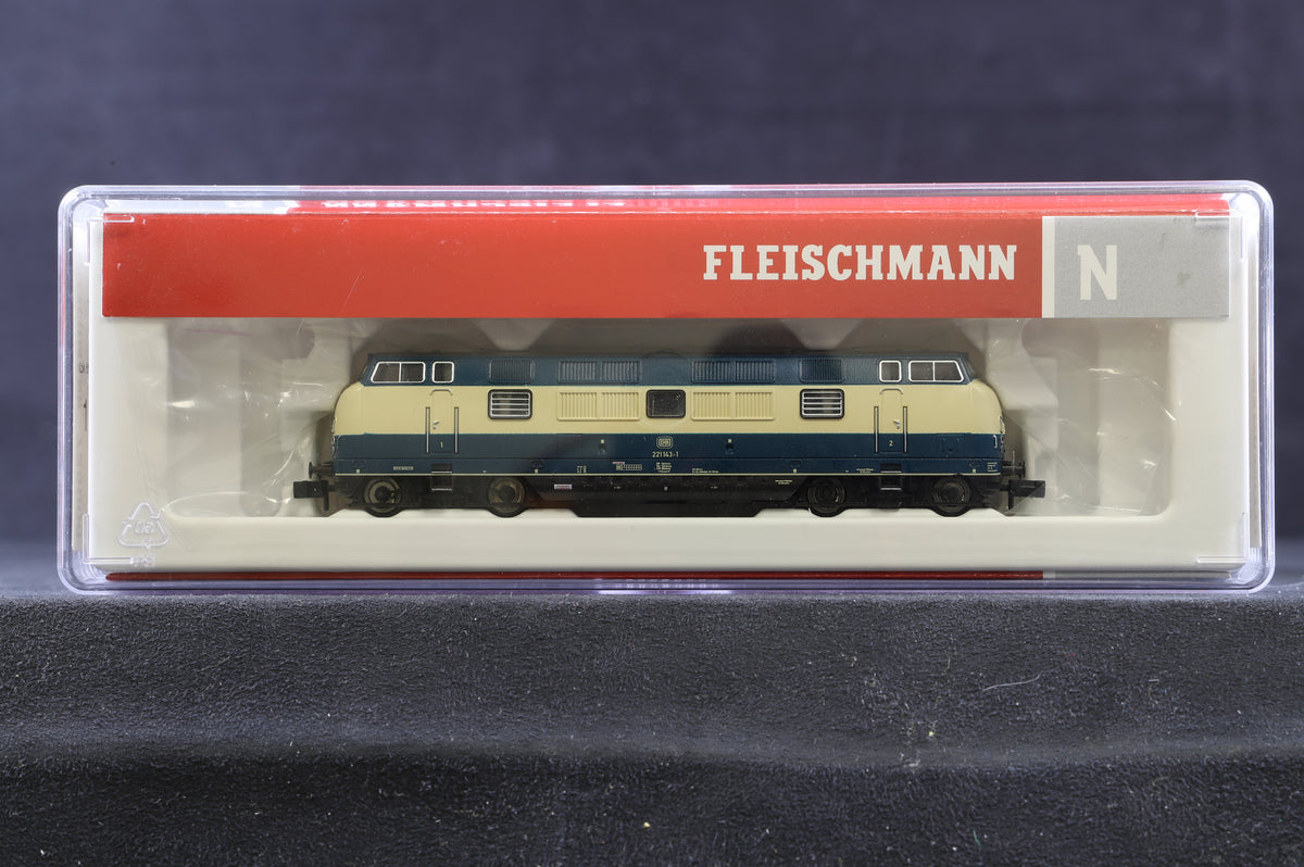 Fleischmann N 725008 Diesel BR 221 143-1 DB