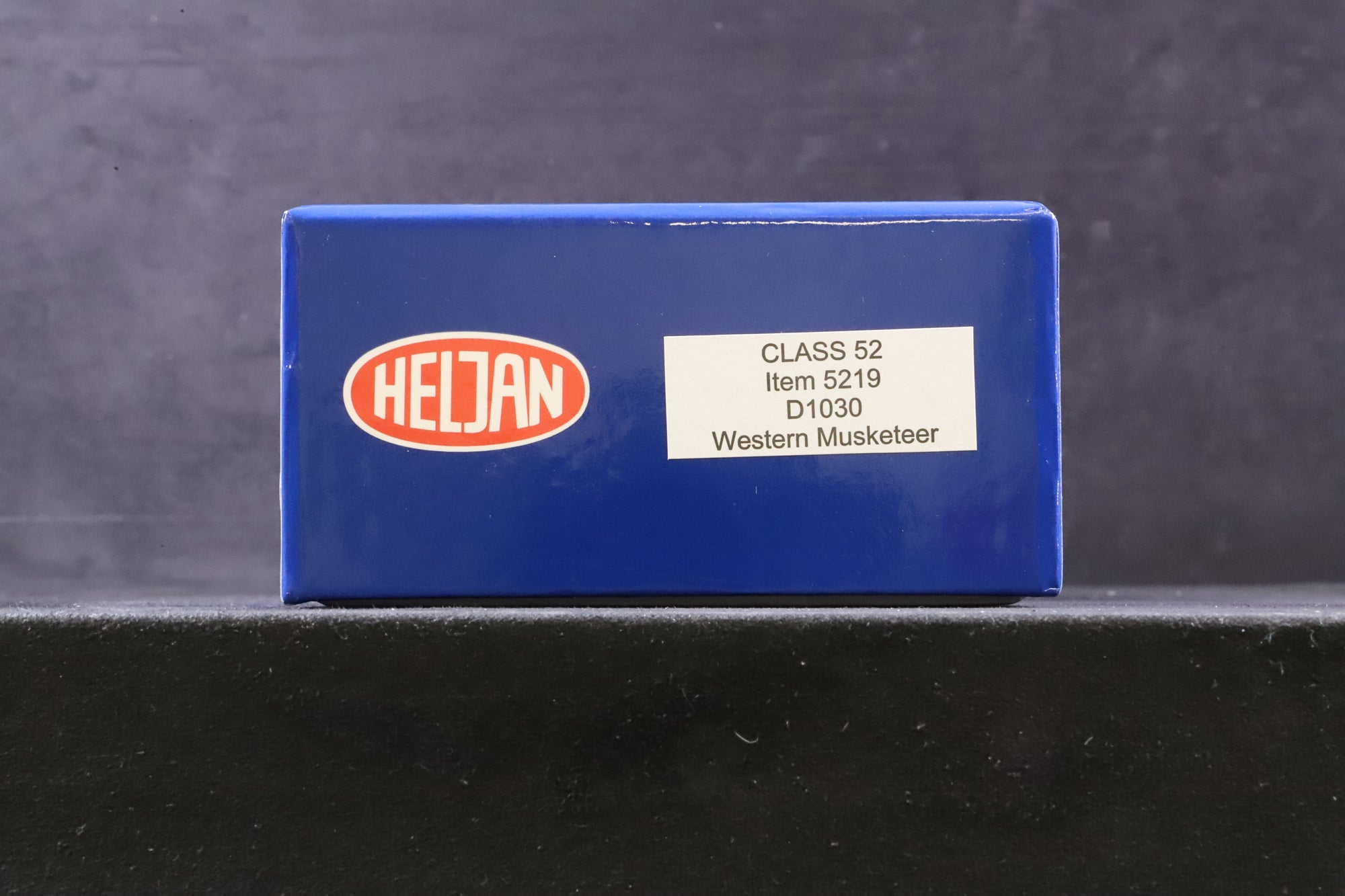 Heljan OO 5219 Class 52 Diesel 'D1030' 'Western Musketeer' BR Blue Small Yellow Panels