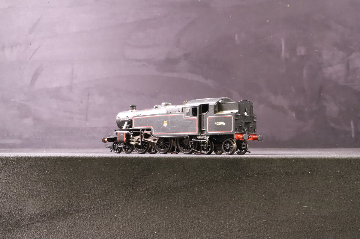 Bachmann OO 32-876 Fairburn Tank 42096 in BR Lined Black w/ Early Crests