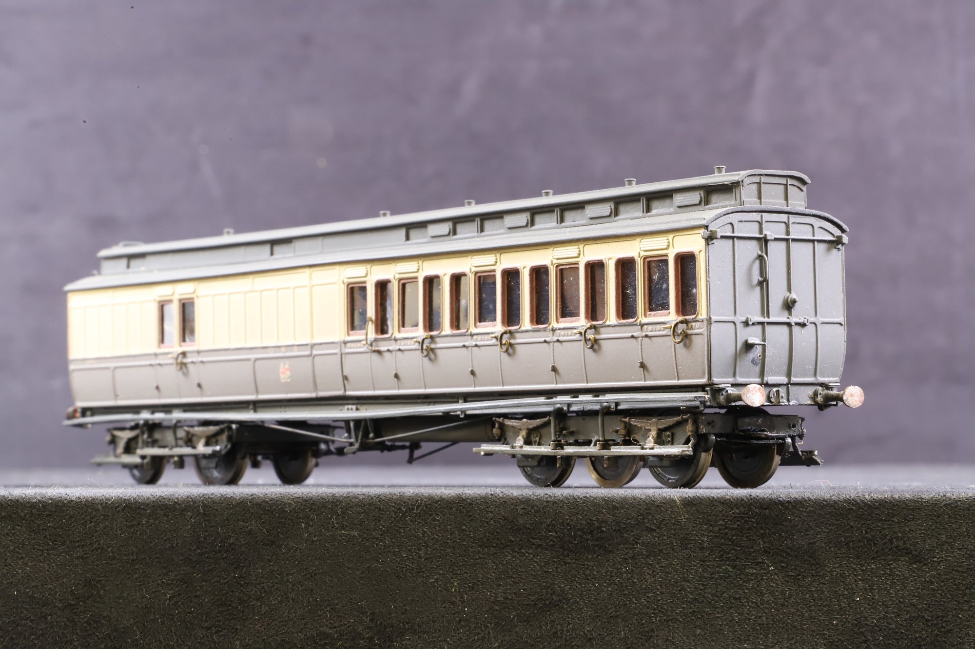 Kit Built OO Rake Of 3 GWR Clerestory Coaches Chocolate & Cream Weathered