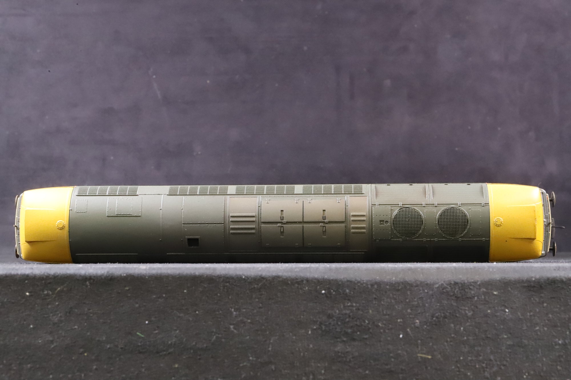 Bachmann OO 31-653 Class 47 47710 'Sir Walter Scott' in BR Scotrail Livery - DCC Sound & Weathered