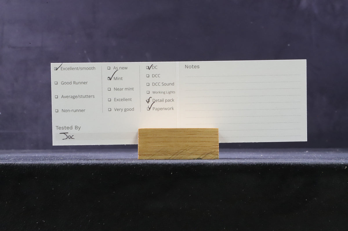 Hornby OO R2231 Dutchess Class 46228 &#39;Dutchess of Rutland&#39; in Lined BR Green w/ Early Crests