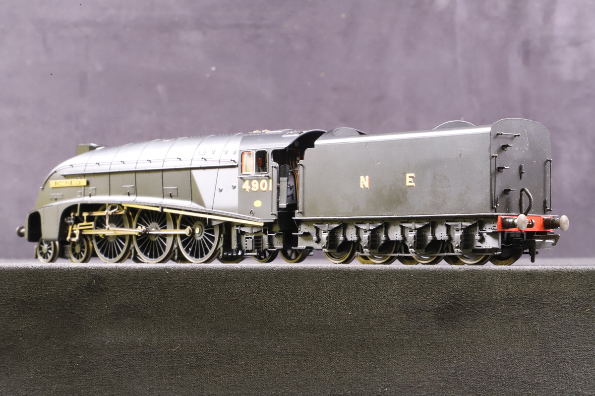Hornby OO R2338 Class A4 &#39;4901&#39; &#39;Sir Charles Newton&#39; NE Black DCC Fitted