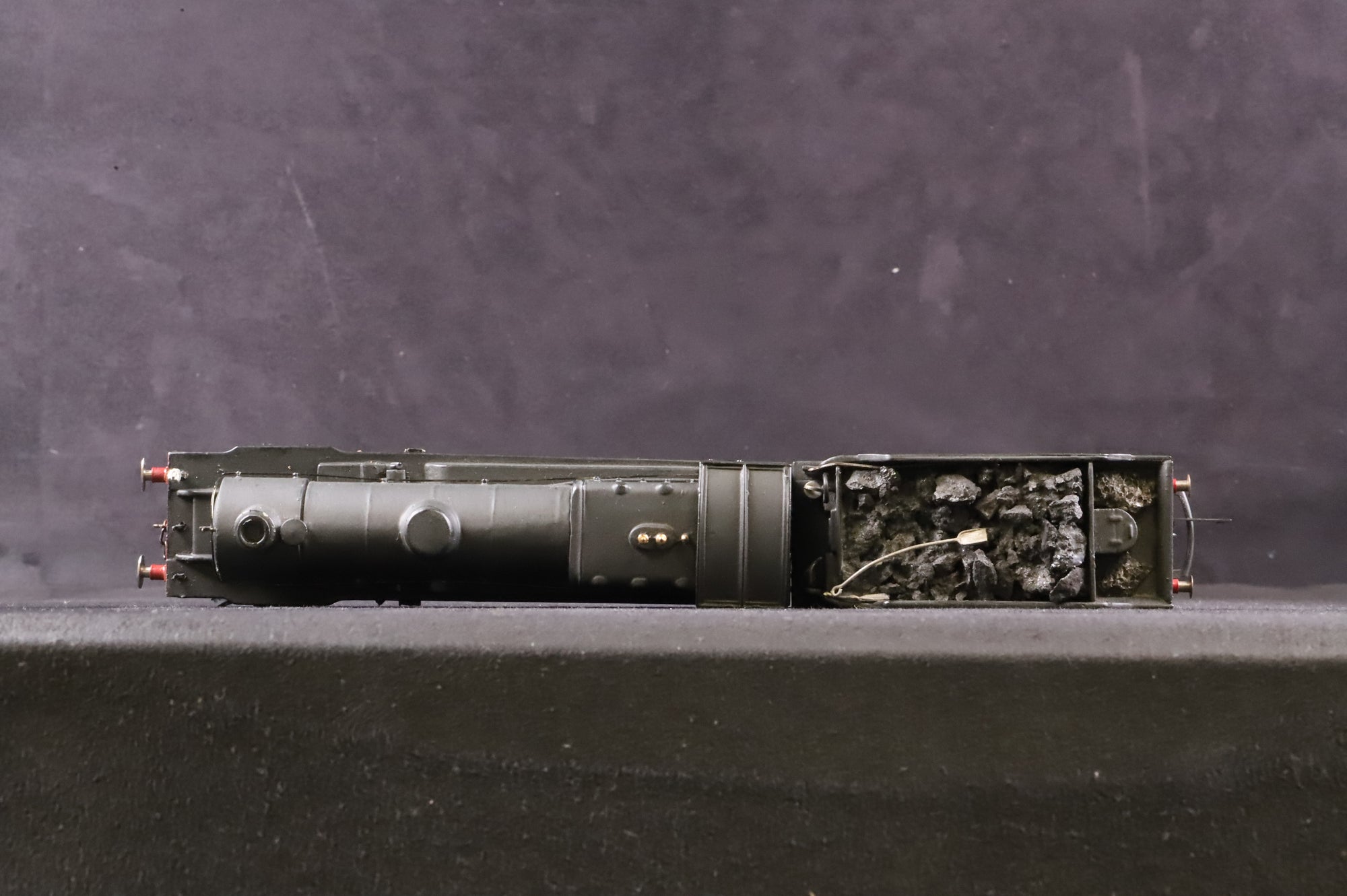 Nu-Cast OO NC005 04 Class 2-8-0 '63707' BR Black E/C Kit Built