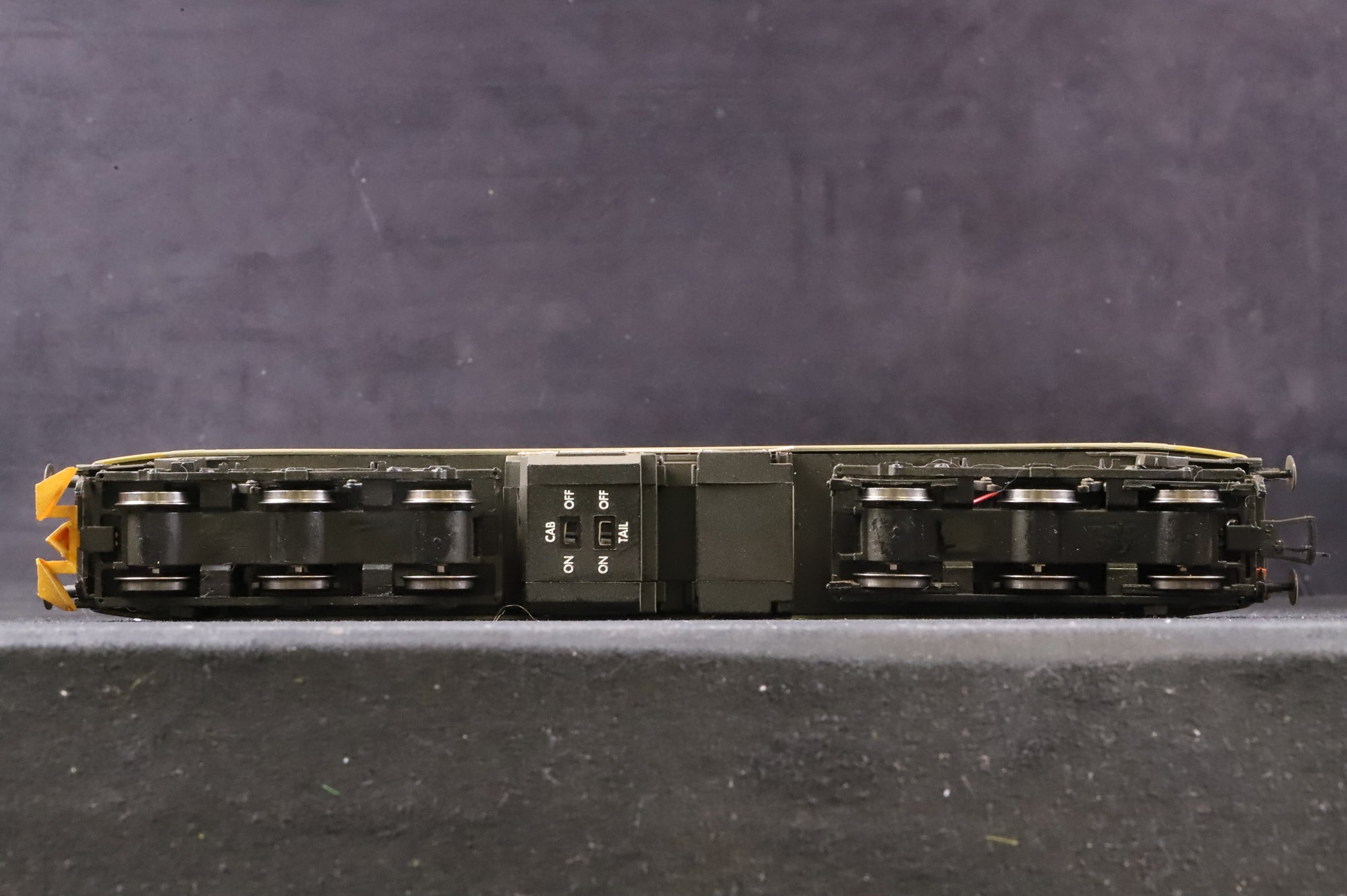Bachmann OO 31-653 Class 47 47710 'Sir Walter Scott' in BR Scotrail Livery - DCC Sound & Weathered