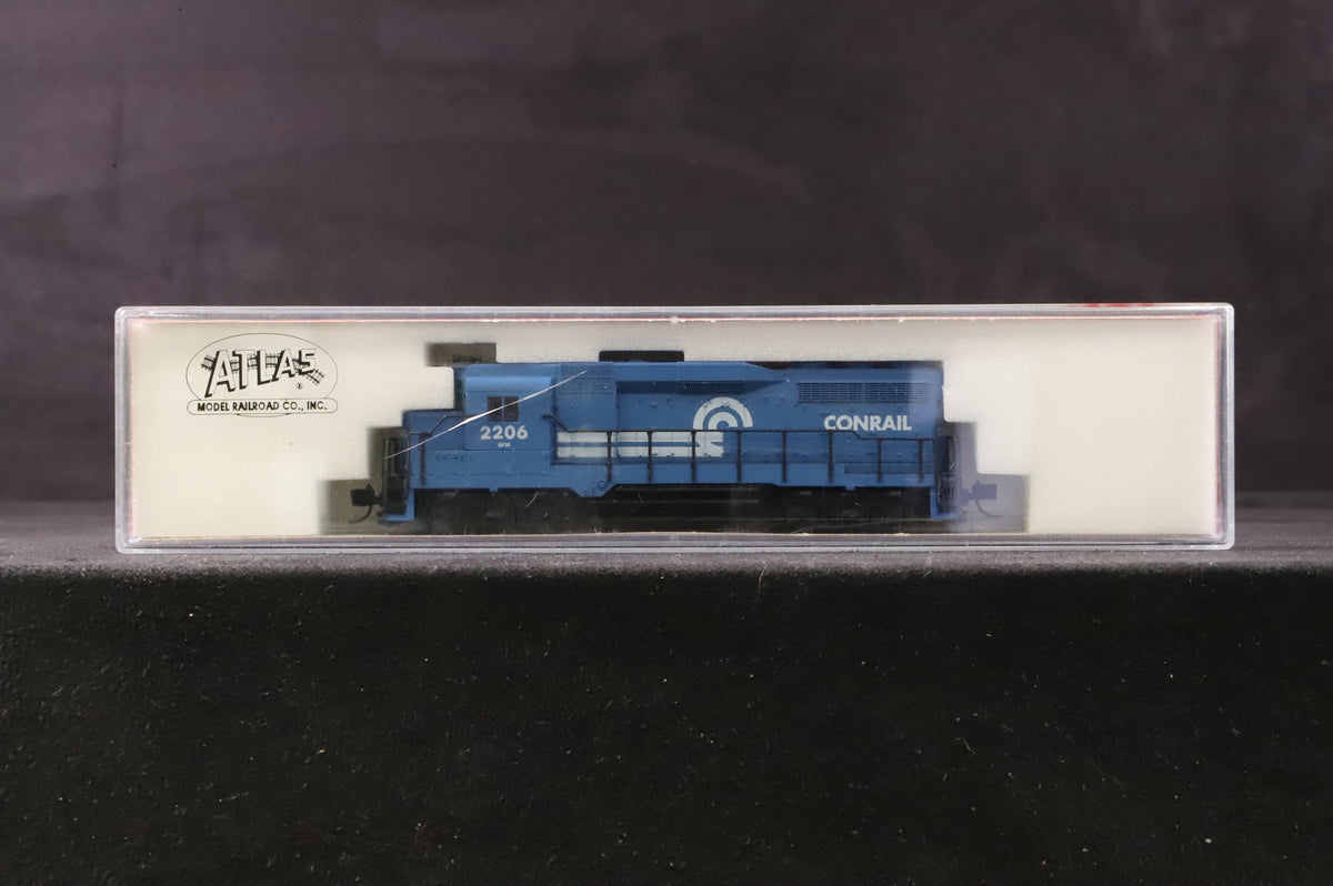 Atlas N Gauge 4724 EMD GP30 Diesel Locomotive 2206 in Contrail Livery