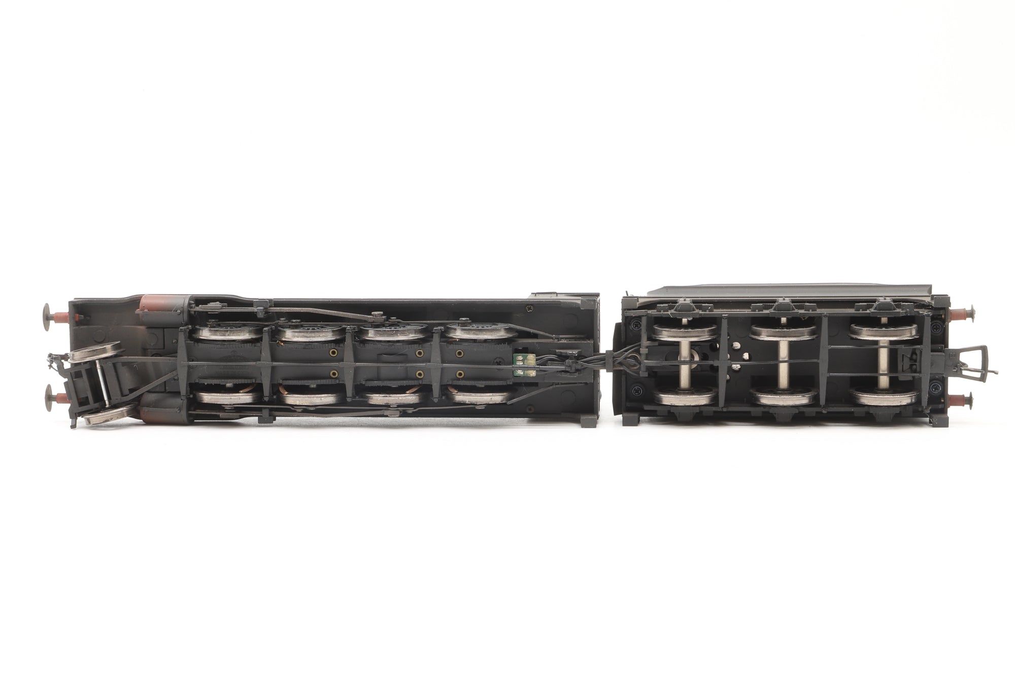 Bachmann OO 31-004A Robinson Class 04 '63762' BR Black Early Emblem Weathered DCC Sound