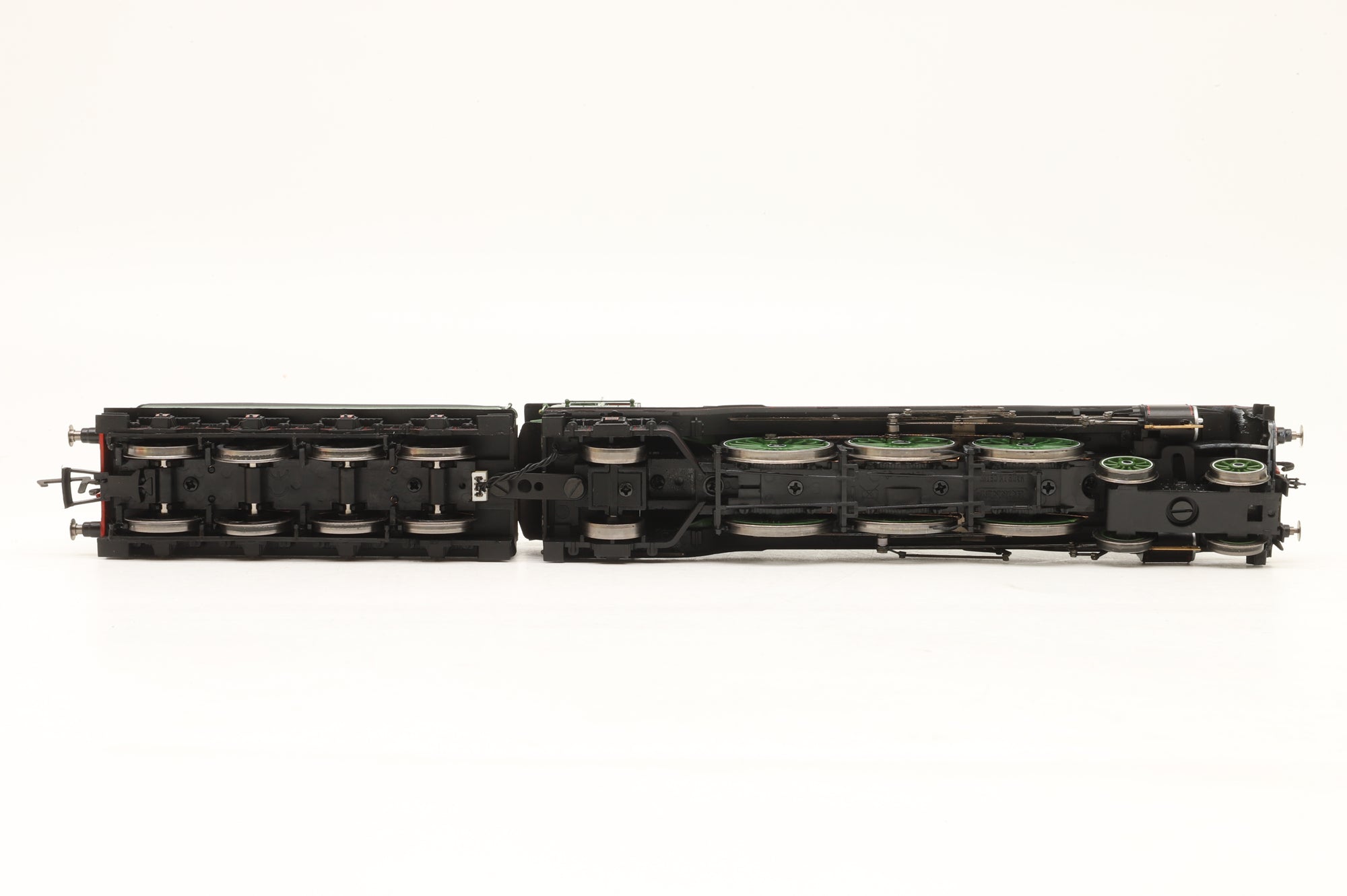 Hornby OO R3990 LNER Class A1 4-6-2 'Doncaster' No. 2547