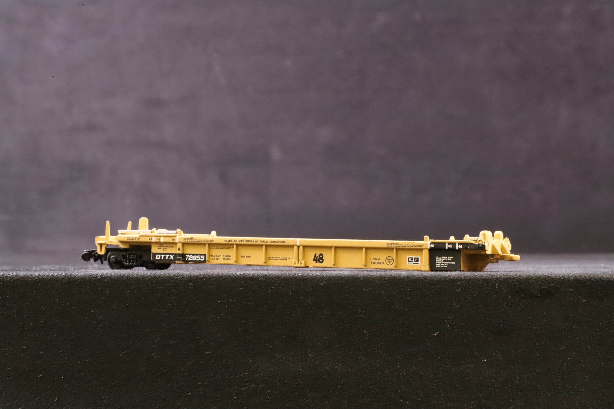 WORKSHOP Walthers N Gauge 932-8108 Thrall 5-Unit Articulated Double Stack Car No.72855 in TTX Livery
