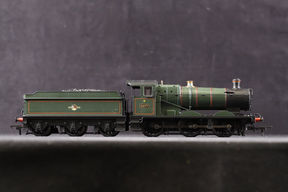 Bachmann OO 32-302 Collett Goods &#39;2277&#39; BR Lined Green L/C