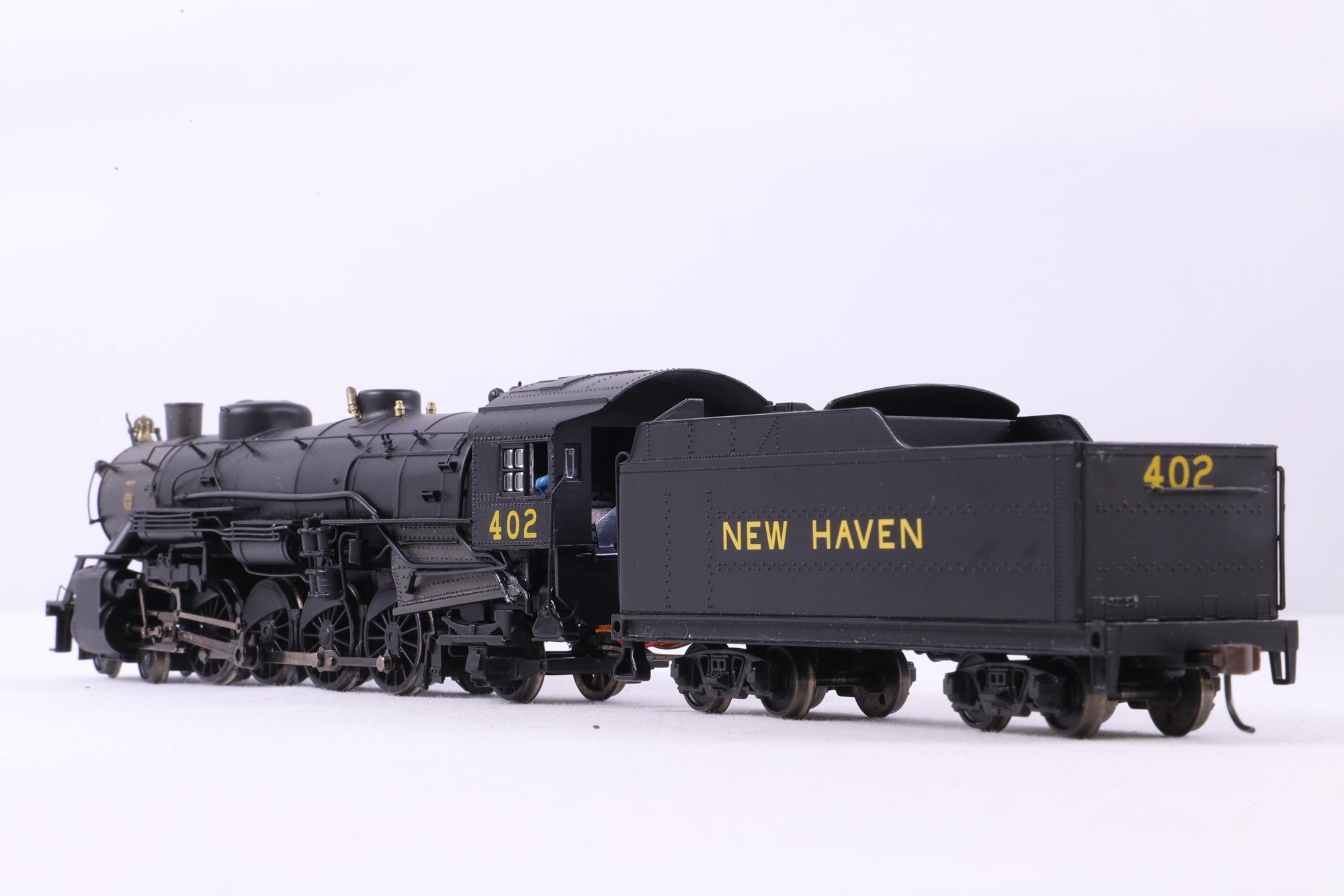 Spectrum HO 81609 USRA Light 4-8-2 Mountain Loco NY Ontario & Western DCC Fitted