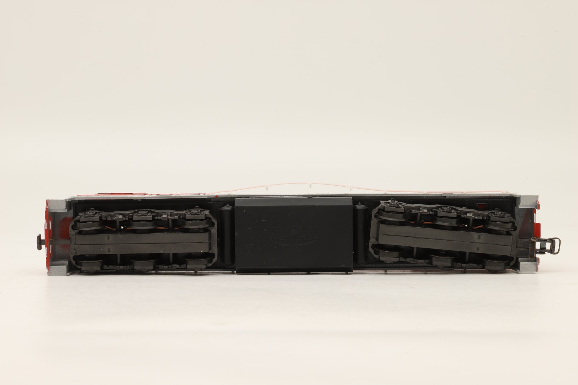 WORKSHOP Frateschi HO 'The Ghan' Train Set Incl. GE C30-7 & 3x Budd Coaches