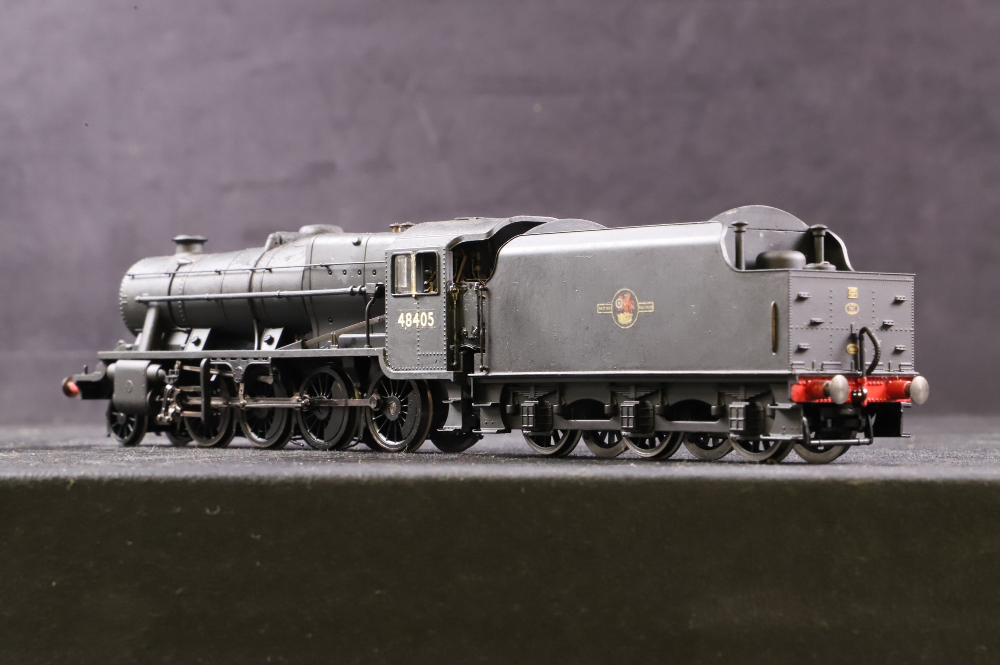 WORKSHOP Hornby OO Class 8F 48405 in BR Black w/ Late Crests