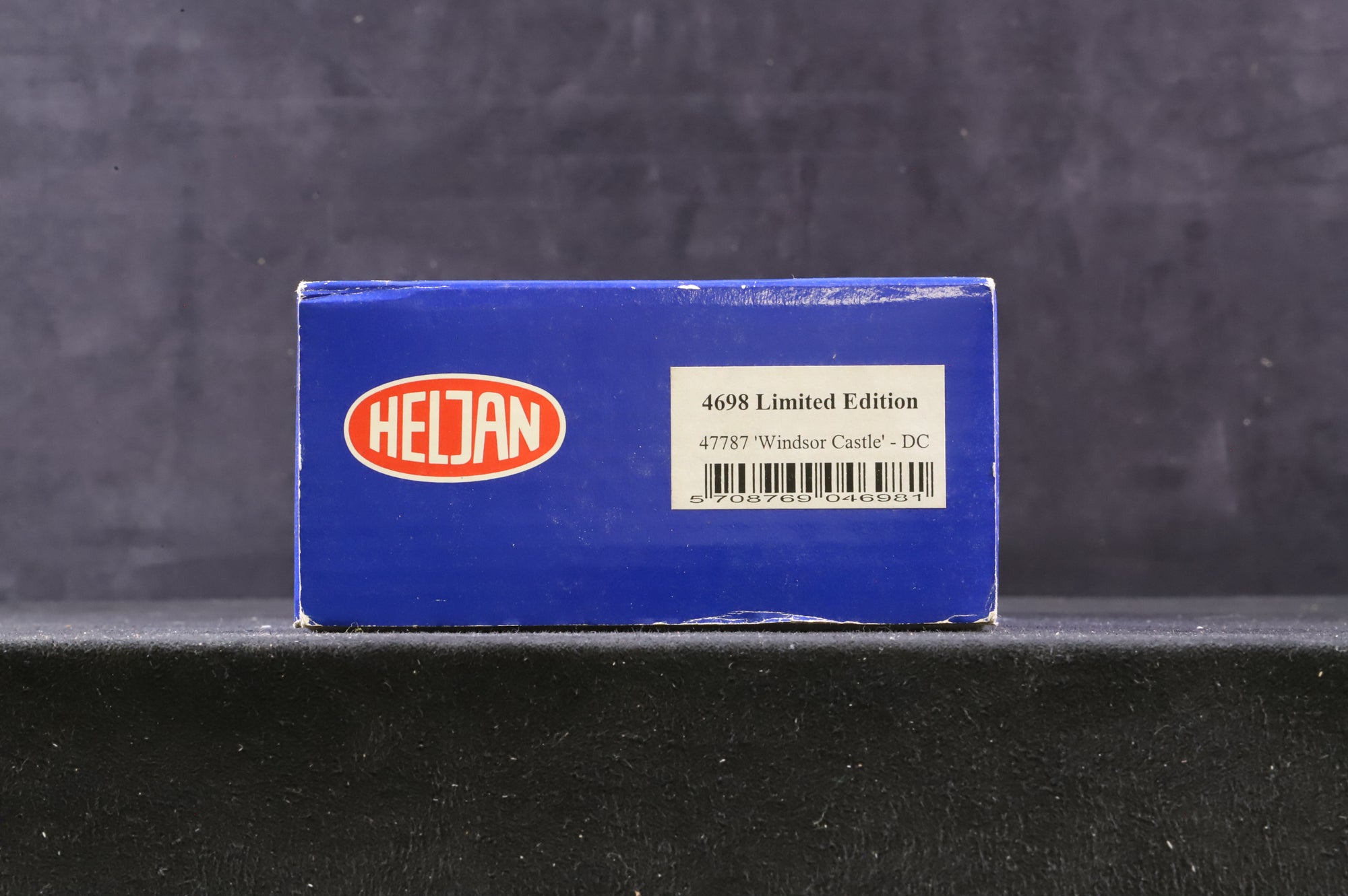 Heljan OO 4698 Class 47 47787 'Windsor Castle' in EWS Red and Yellow - Limited Edition No. 377/1,000