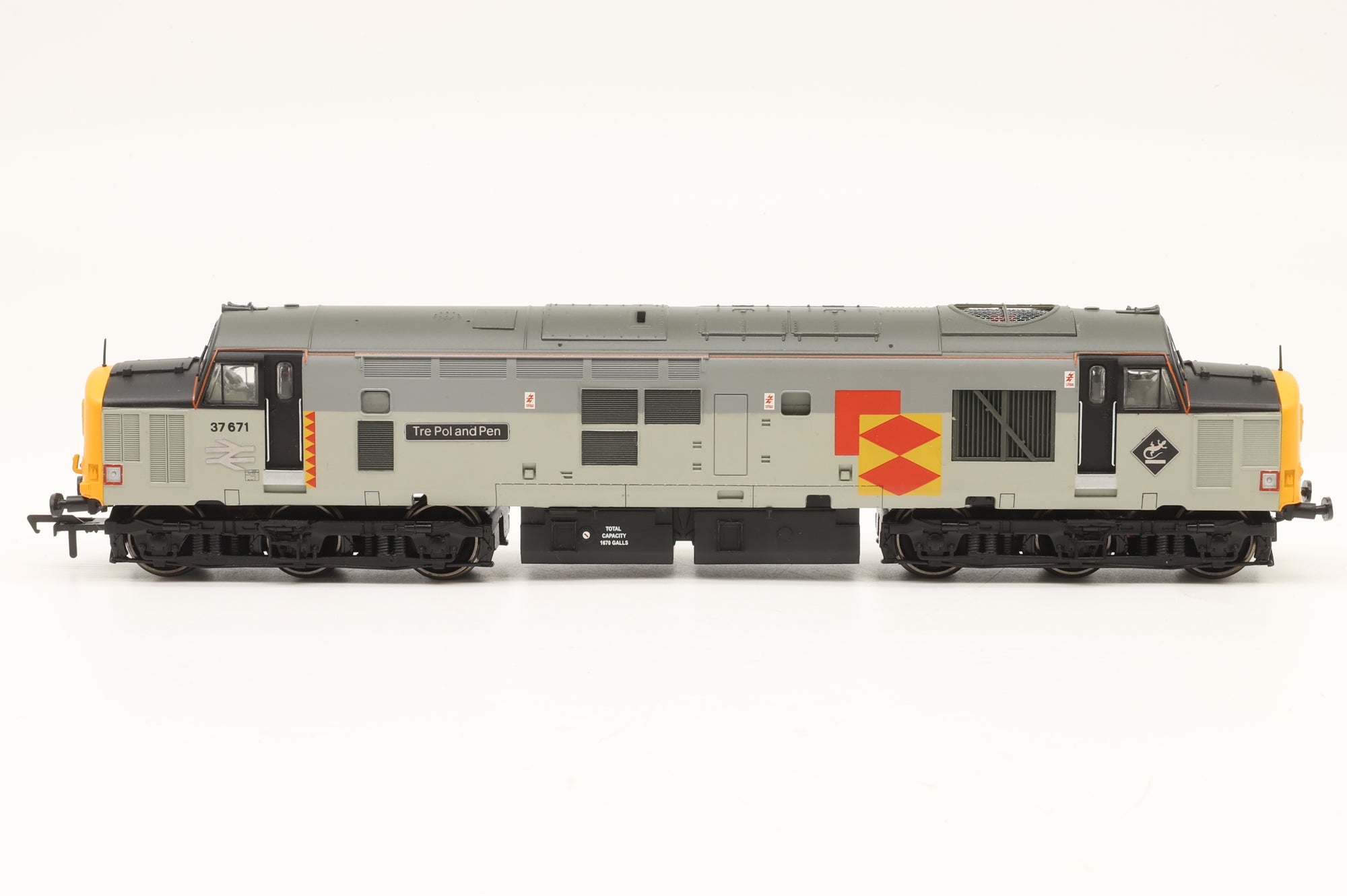 Bachmann OO 32-380 Class 37//5 '37671' Railfreight DCC Sound