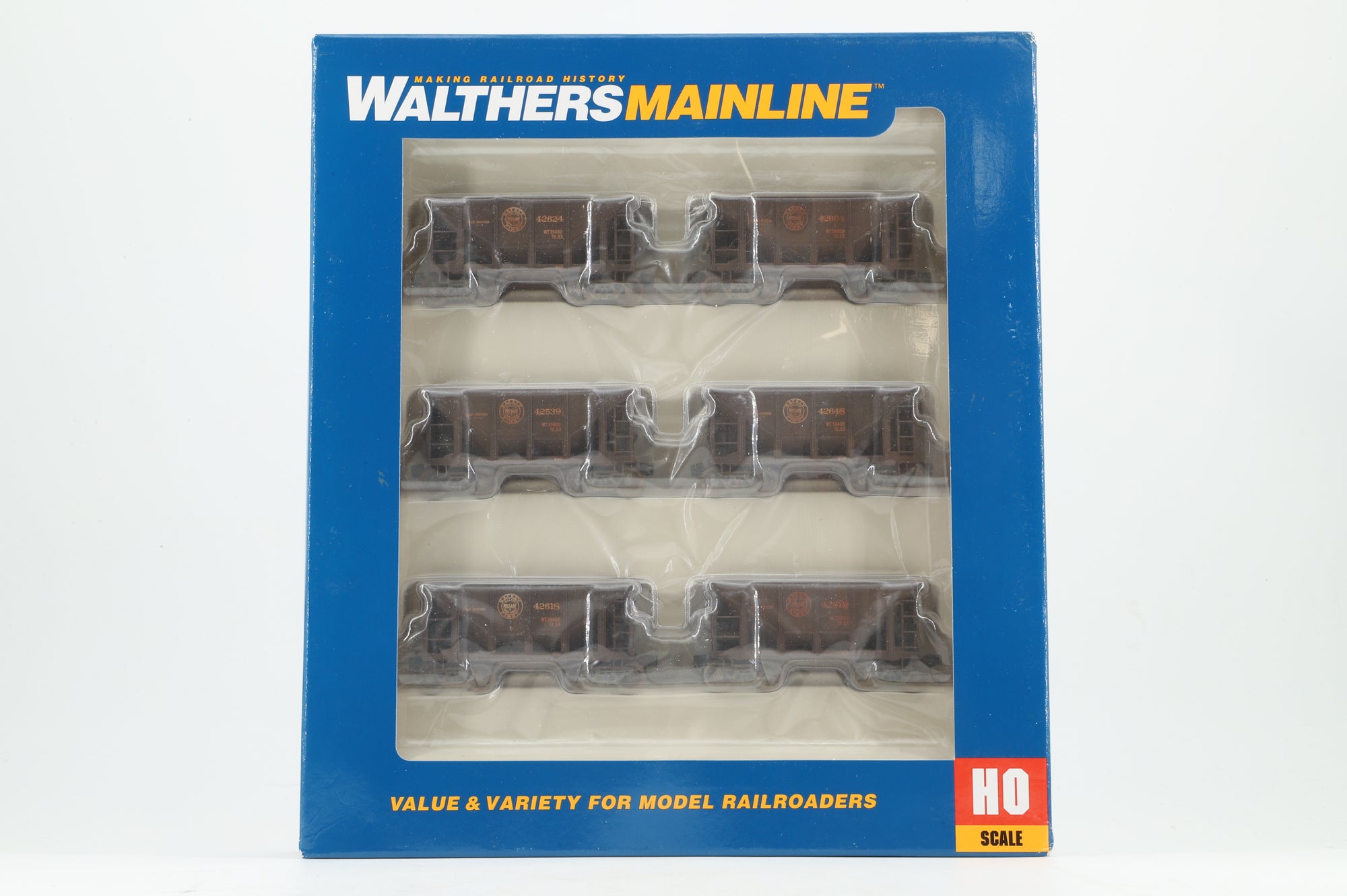 Walthers HO 6-Pack of 24' Michigan Ore Cars in DMIR Brown - Pro-Weathered/Renumbered