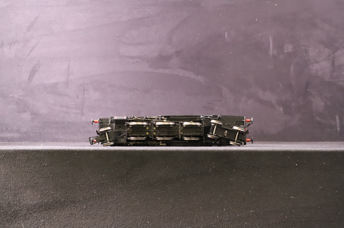 Bachmann OO 32-876 Fairburn Tank 42096 in BR Lined Black w/ Early Crests