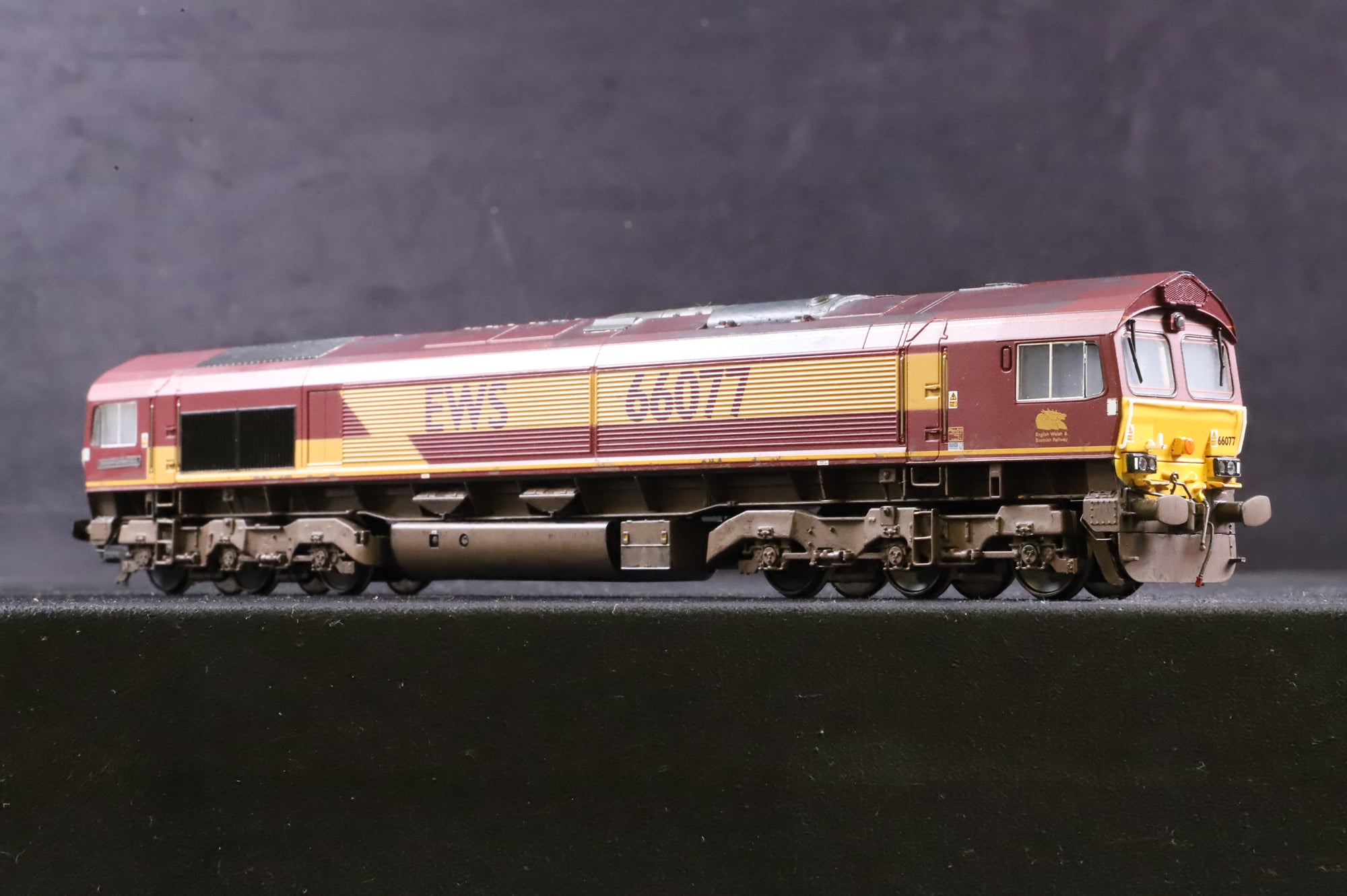 Bachmann OO 32-725Z Class 66 Diesel '66077' EWS Weathered DCC Sound