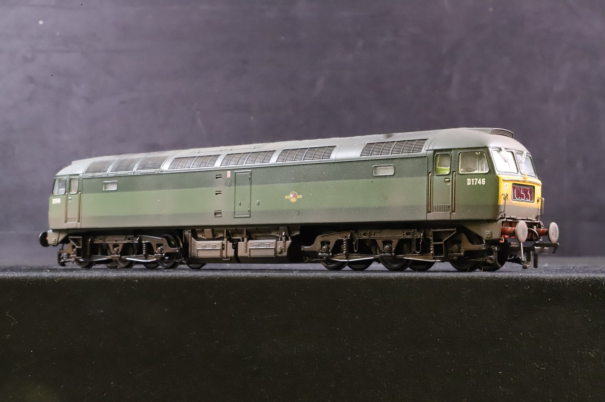 Bachmann OO 32-804 Class 47 'D1746' Diesel BR Two Tone Green Renumbered & Weathered DCC Sound