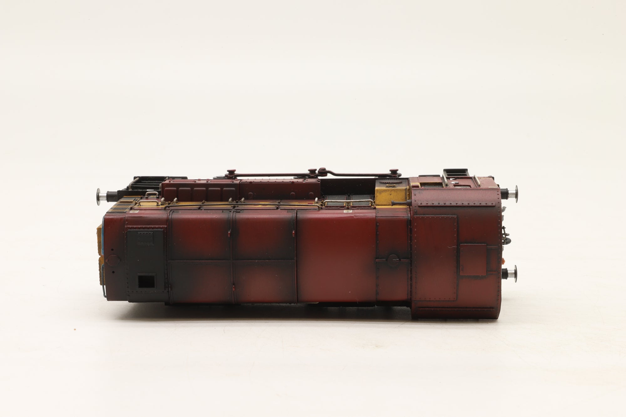 Bachmann OO 32-101B Class 08 Diesel '08921' EWS Weathered
