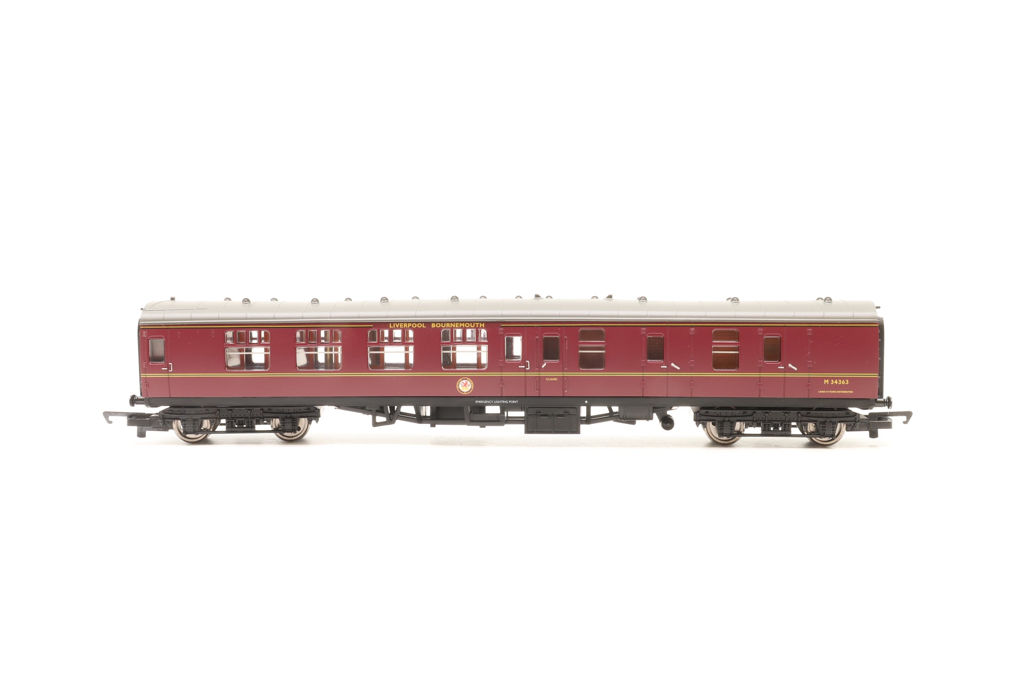 Hornby OO R4229 'The Pines Express' Coach Pack