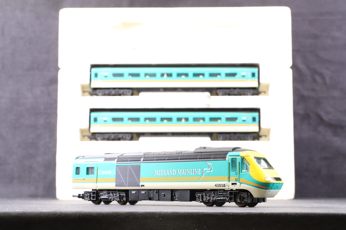 Hornby OO R2046 Midland Mainline 125 Train Pack