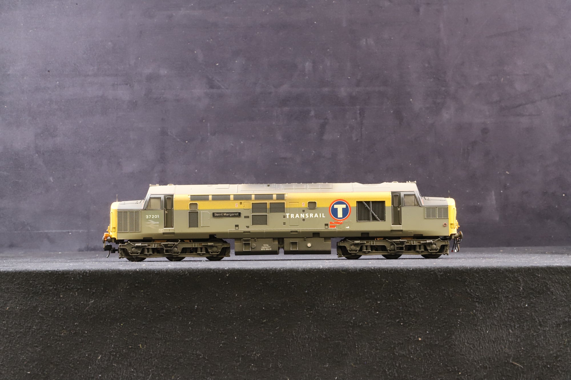 Bachmann OO 32-785DS Class 37 '37201' 'Saint Margaret' Trainsrail Renumbered Weathered, DCC Sound