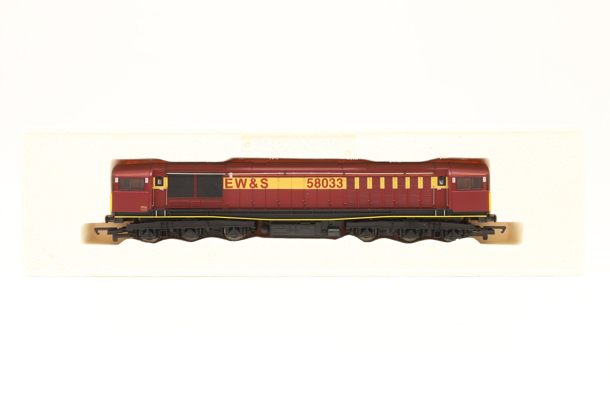 Hornby OO R2346 Class 58 '58033' Diesel EWS