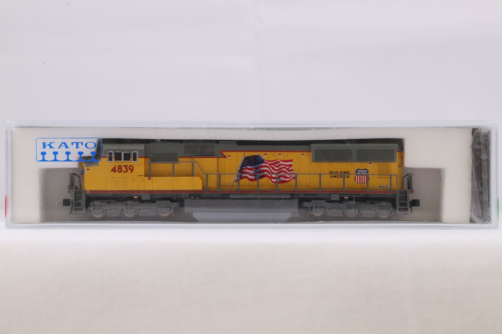 Kato N 176-7505 SD70M UP '4839' Diesel Locomotive