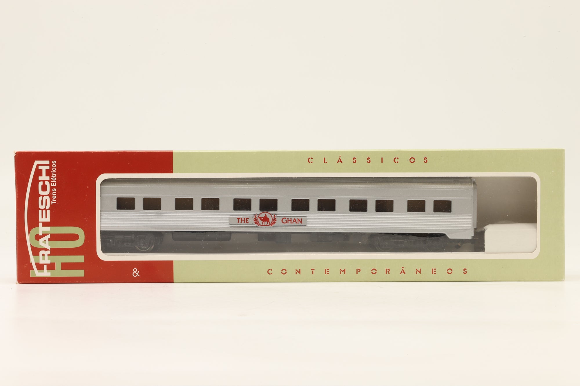 WORKSHOP Frateschi HO 'The Ghan' Train Set Incl. GE C30-7 & 3x Budd Coaches